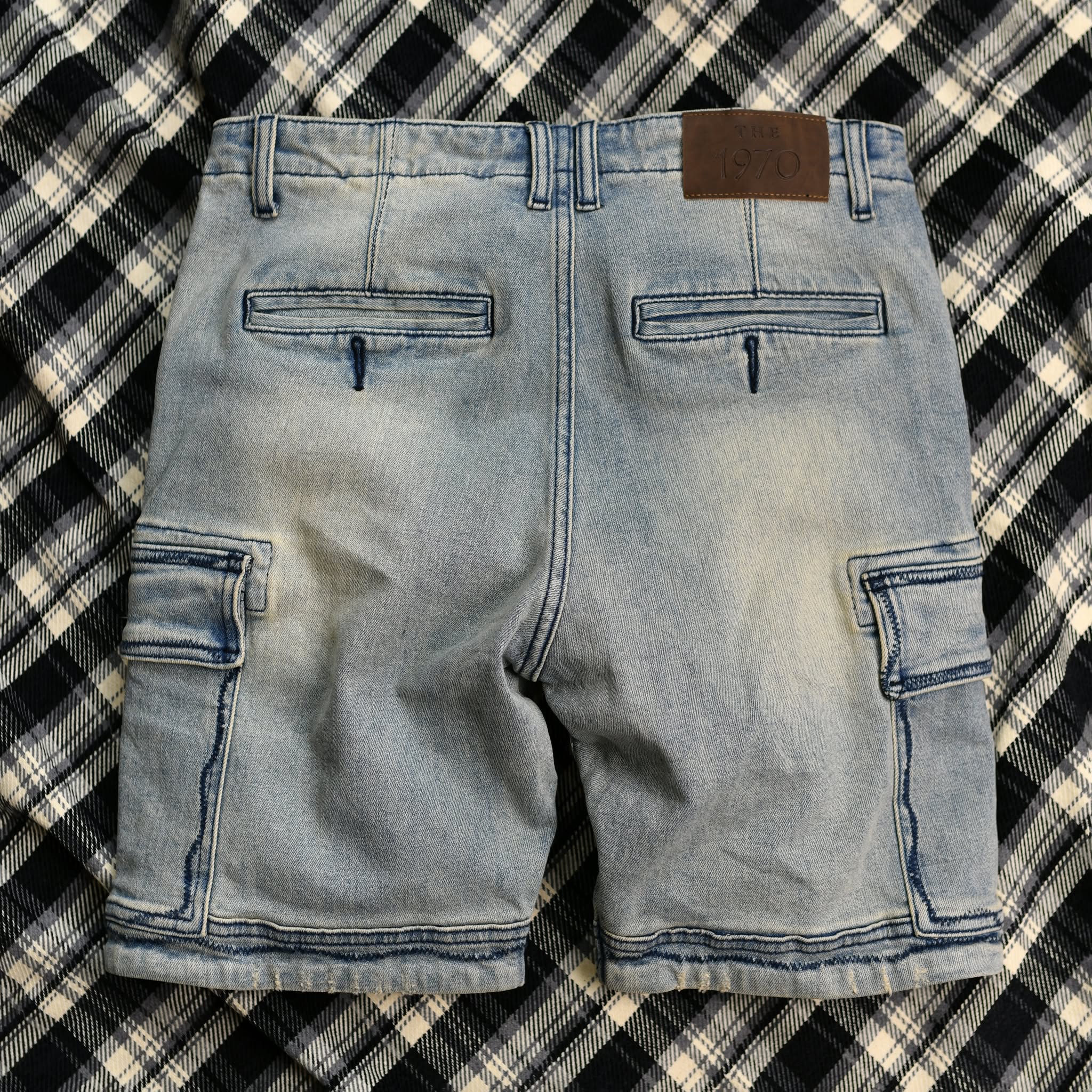 Quần short Jean xanh đậm túi hộp QS517