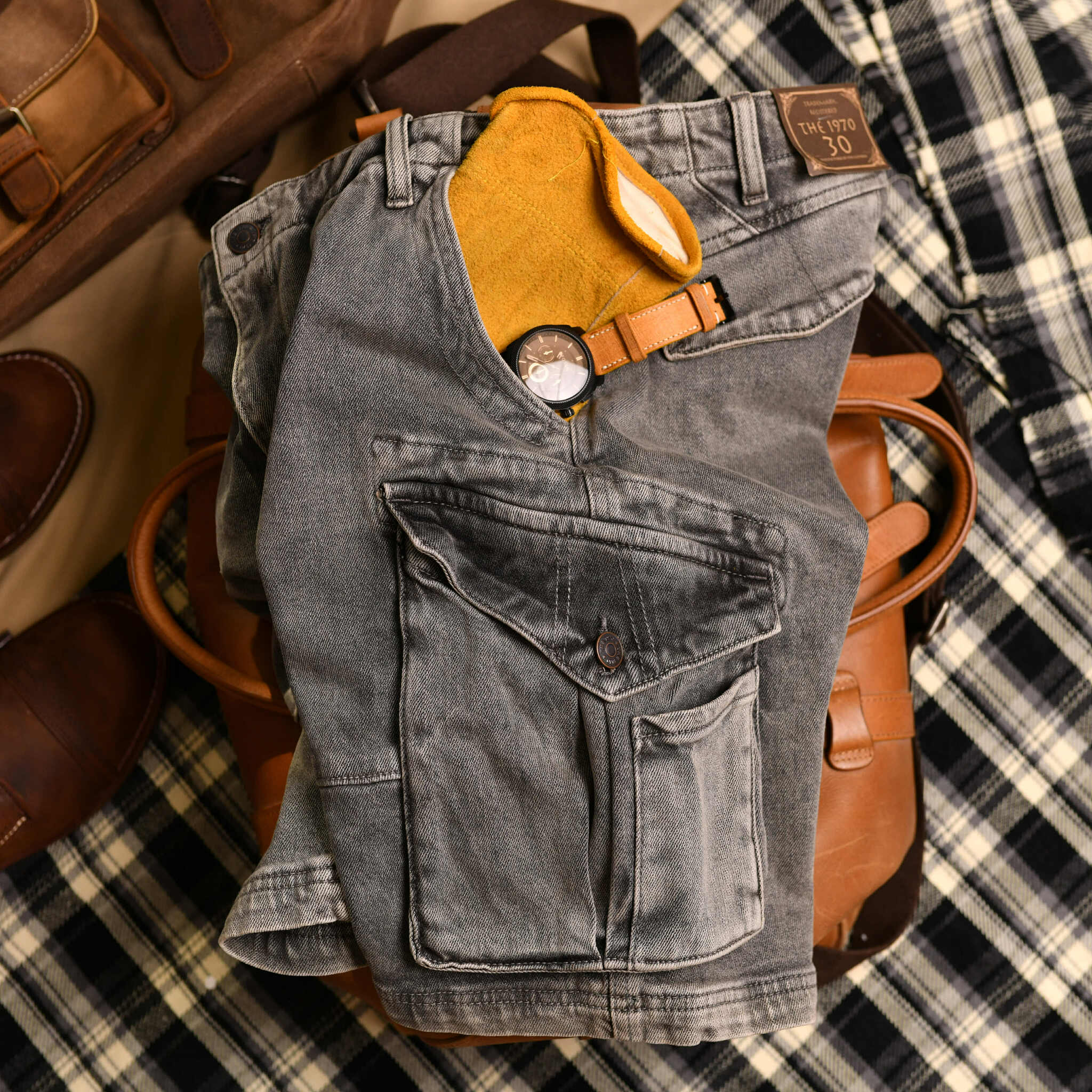 Quần short jean xám túi hộp XÁM NHẠT THE1970 QS780
