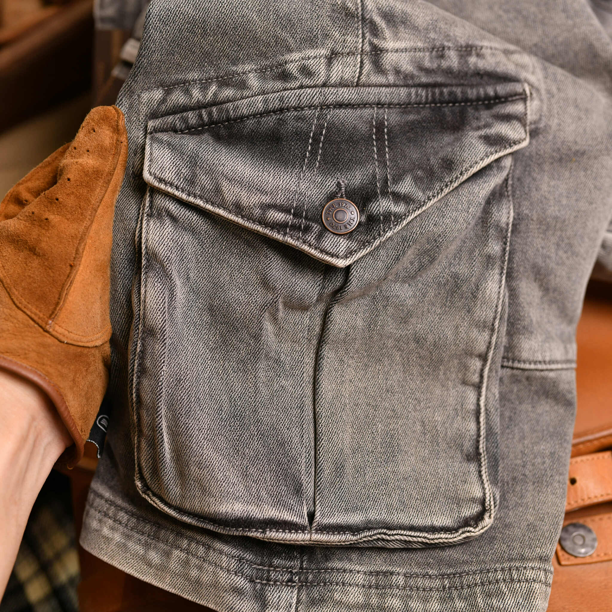 Quần short jean xám túi hộp XÁM NHẠT THE1970 QS780