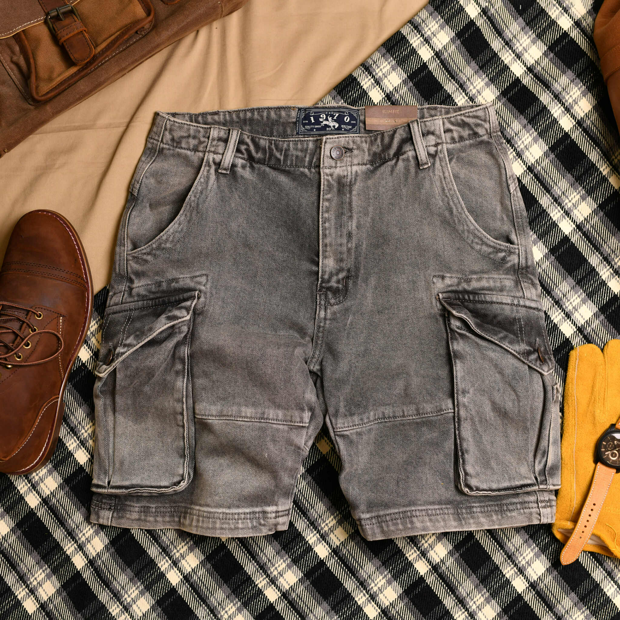 Quần short jean xám túi hộp XÁM NHẠT THE1970 QS780